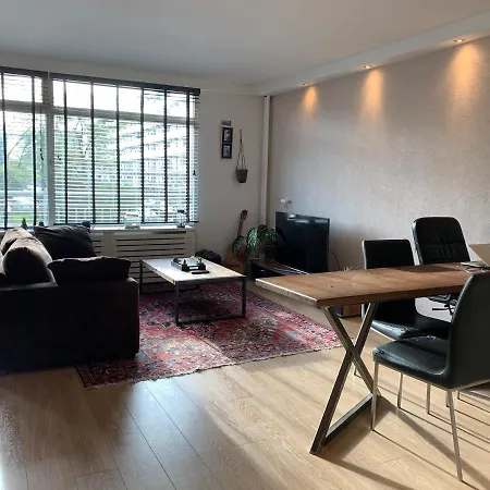 2 Apartment *